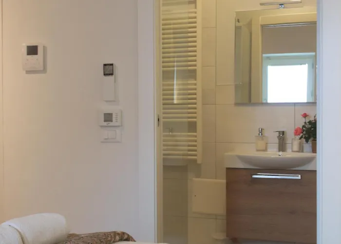 Ai Portoni Apartment *