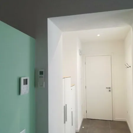 Ai Portoni شقة *
